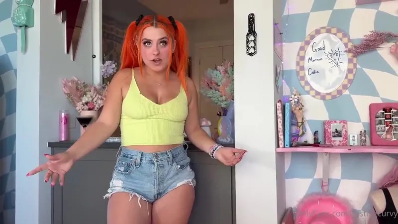 KoochieKachow17 Timid Rave Chick Cheers Me Up Post Breakup in Leaked OnlyFans Video