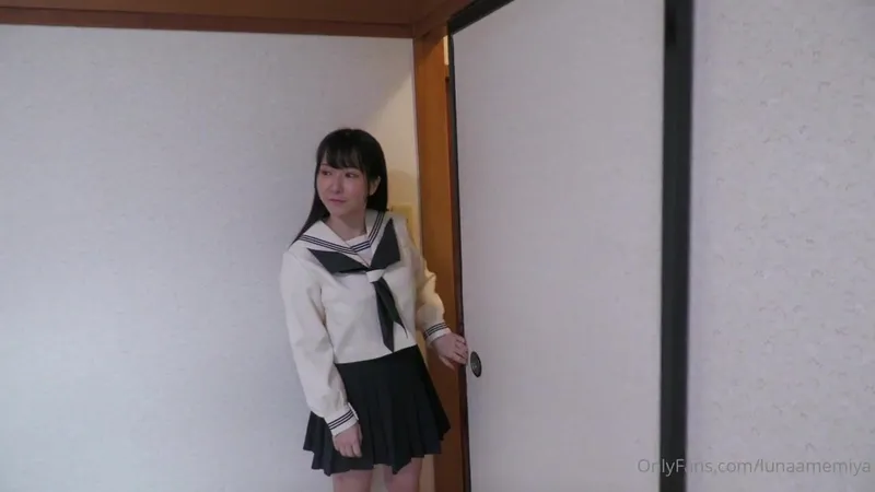 Luna Amemiya Asian School Girl Nude Tease Video Leaked