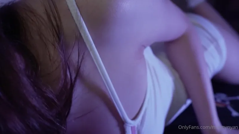 Maimy Teases With ASMR Pussy Rubbing In Leaked OnlyFans Video