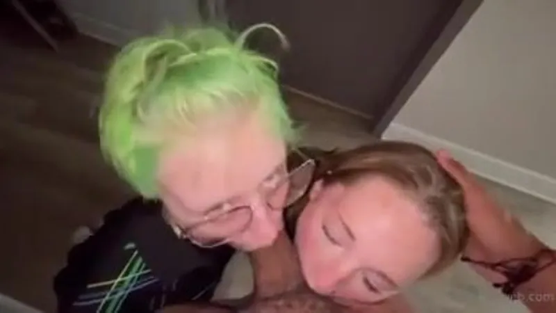 Alicebey Teases with Altbeyx in Leaked Onlyfans Blowjob Video