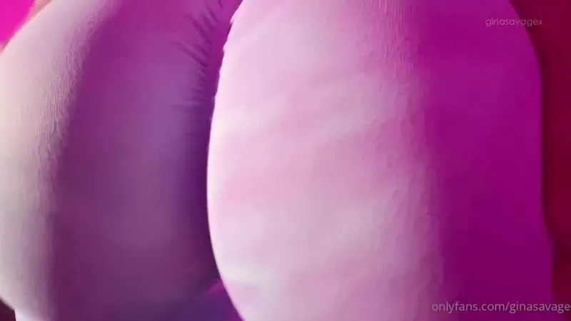 Ginasavagex Teases Her Massive Tits In This Rare Leaked Sex Video