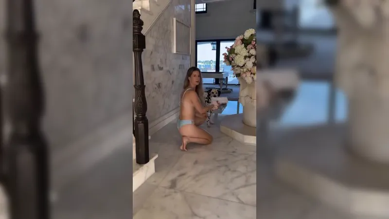Gorgeous Amanda Cerny Hot Thong Bikini Video Tape Leaked