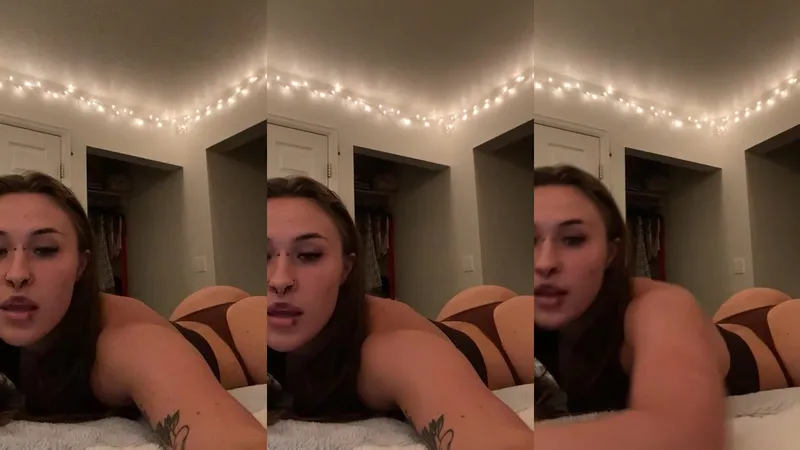 Lovelo044 OnlyFans Leaked Video Teases Her Massive Ass In Naked Show