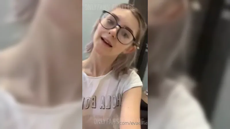 Eva Elfie Naked Onlyfans Masturbating Video Tape Leaked