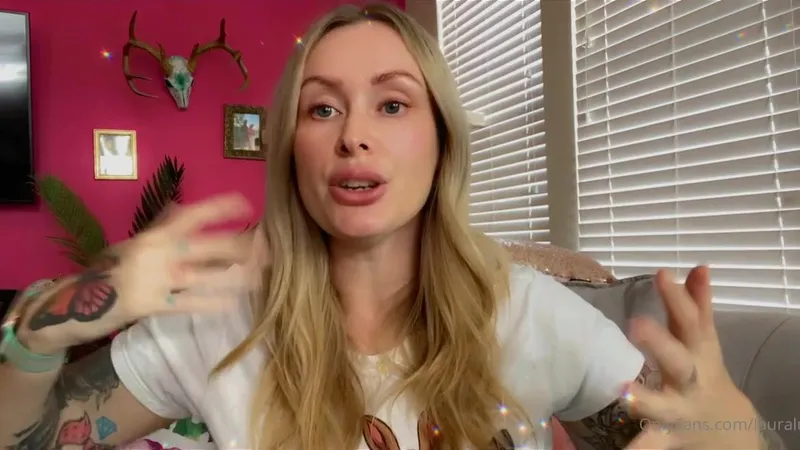 Laura Lux Teases Her Huge Booty in Leaked Nude Video
