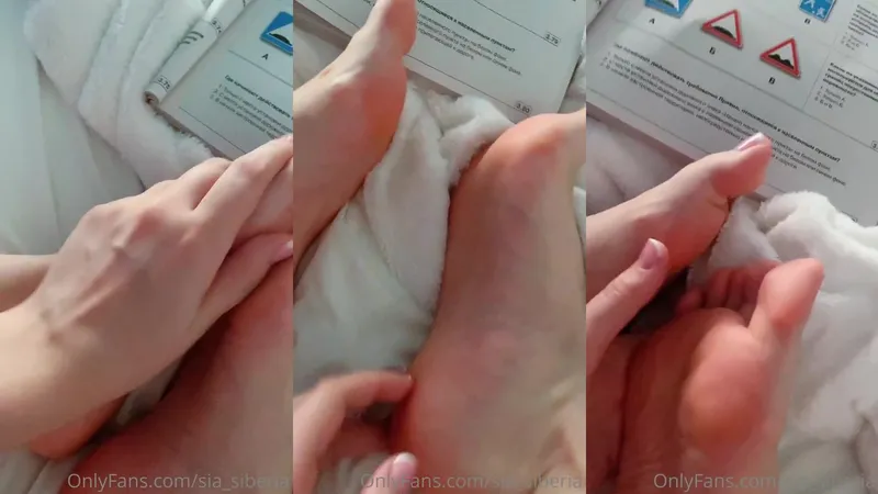 Sia Siberia Teases Her Giant Fake Tits in Leaked OnlyFans Video