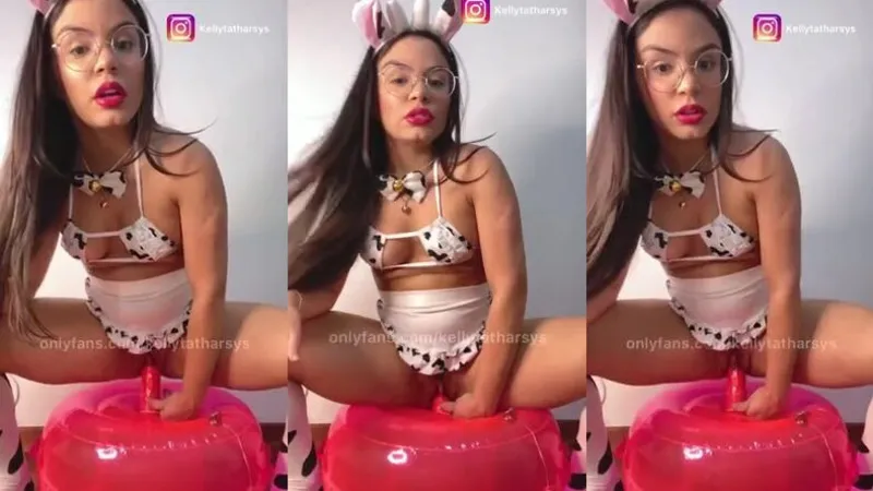Kellyta Tharsys Teases Her Pussy With A Dildo Until She Cums Hard In Her Solo Video