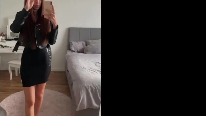 Shaiden Rogue Teases her Huge All-Natural Tits in Steamy Nude Video