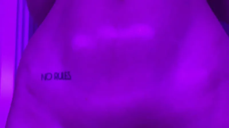Vixenp Teases Her Benevolent Big Tits in Leaked OnlyFans Exclusive Video