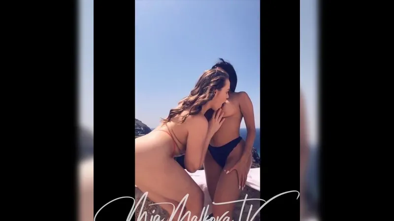 Mia Malkova Teases Her Naked Body in OnlyFans Video