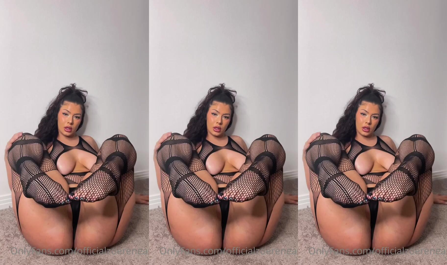 Zoe Renea Teases Her Tight Body in Free Nude Video