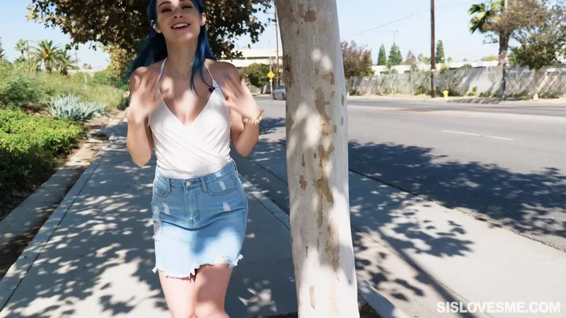 Jewelz Blu Teases in Leaked OnlyFans Exclusive Video