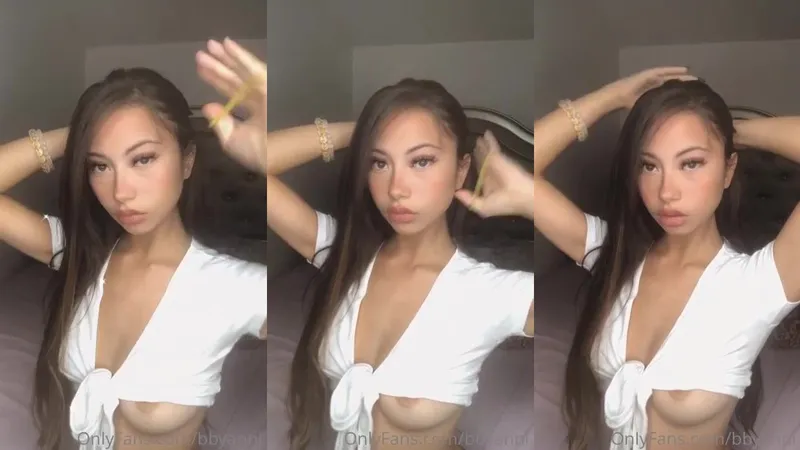 Petite Bbyanni Teases in Nude Porn Leak Video Exposed