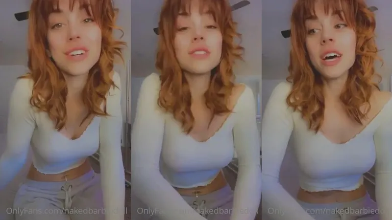 Molly Stewart Teases Her All Natural Tits in This XXX Private DM Video