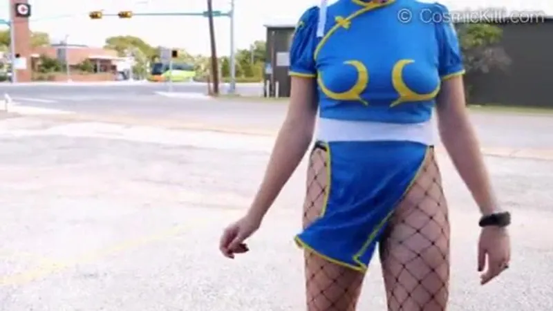 Chun Li Teases Pussy In Public Upskirt Video