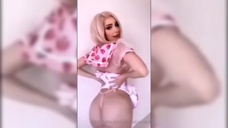 Beke Teases in Strawberry Lingerie Cosplay Video