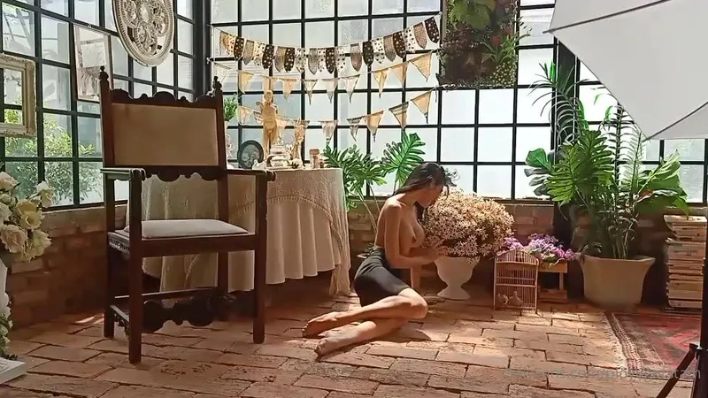 ploytigerstam Teases Her Huge Melons in Leaked OF Video Fully Exposed