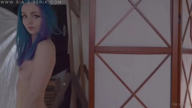 Sia Siberia Teases Her Perfect Fake Tits in Leaked Nude DM Video