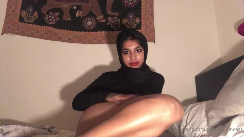 Yasmina Khan OnlyFans leaked video Teases Exposed Asian Beauty Uncensored