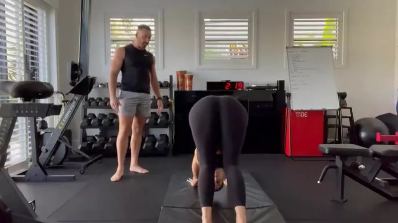 Isabelle Eleanore Teases in Gym Tights During Leaked OnlyFans Strip Video