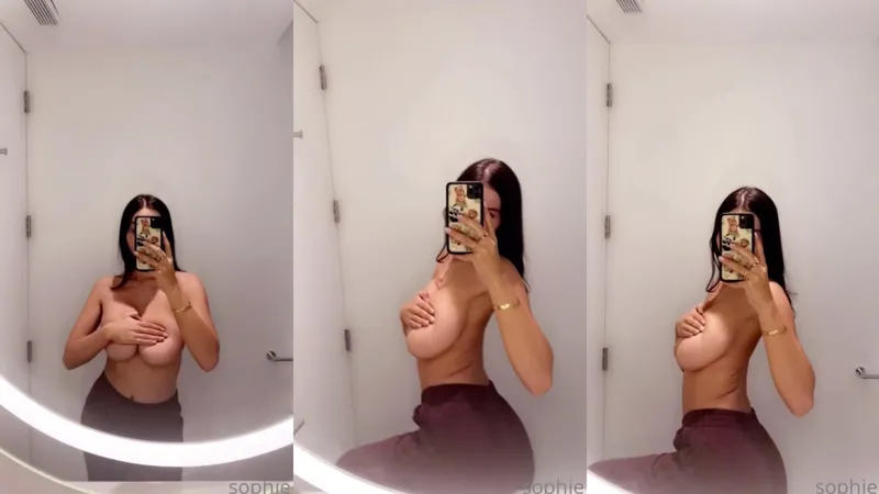 Sophie Mudd Teases With Topless Boob Bounce In Leaked Onlyfans Video
