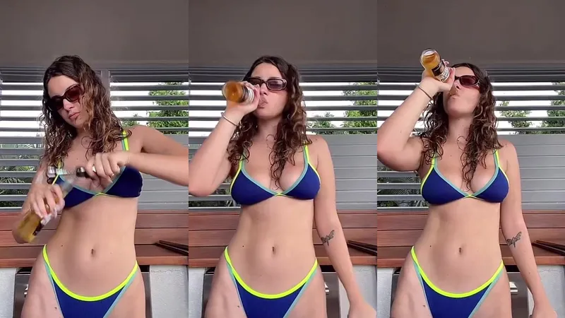 BigBootyAngel Teases Her Juicy Ass in Leaked Nudes Video