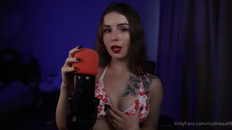 Malinkaa98 stars in hardcore brunette fuck fest video