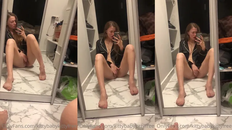 Amateur kittybabykittyvip Teases Pussy in Exposed Sex Video