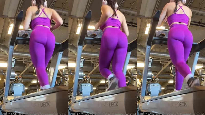 Salome Munoz Teases Her Tight Latina Ass in Exclusive Fansly Video