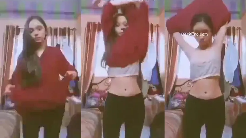 Aina Asif Teases in Leaked Nude Solo Play Video