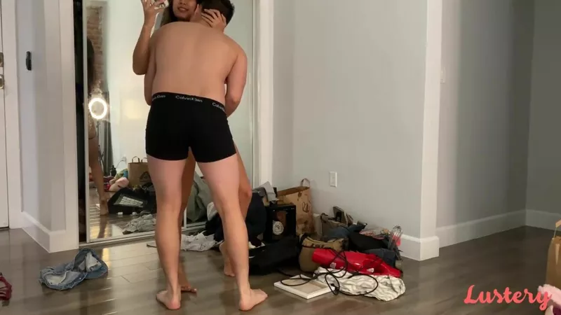 Isla Summer Teases Fully Nude In Her Juicy Leaked Video