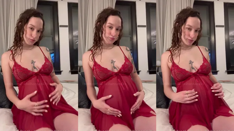 Rachel Hanna Teasing with a Sloppy Blowjob in Leaked OnlyFans Video