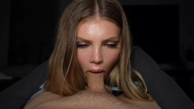 Milakittenx Teases in POV Doggystyle Fuck Video