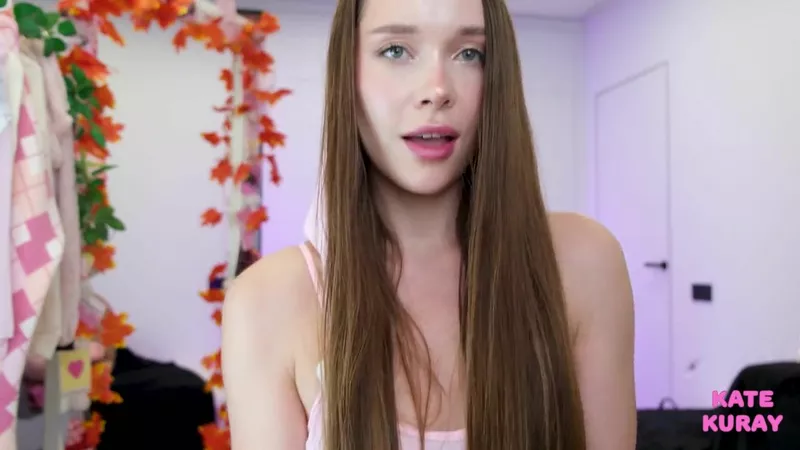Kate Kuray Teases Her Tight Body In A New Outfit Wanna See How It Fits