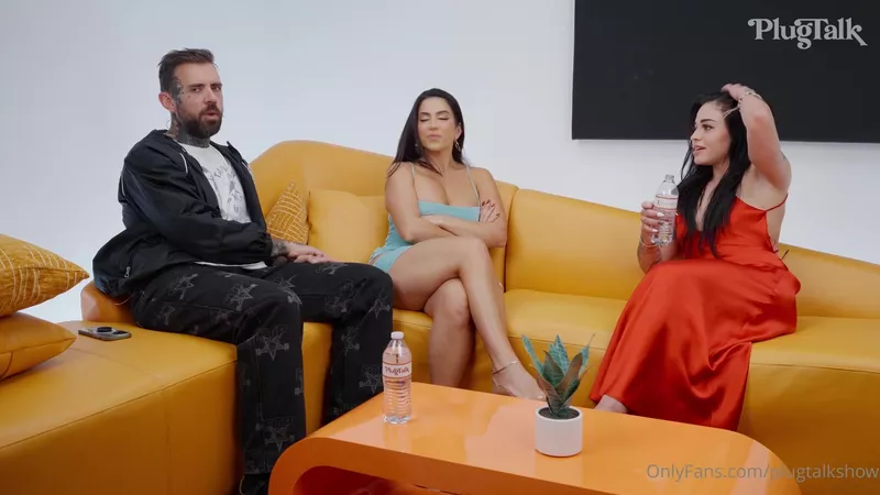 Fitbadonk And Lena The Plug Tease In A Naughty Threesome Video From Plugtalk