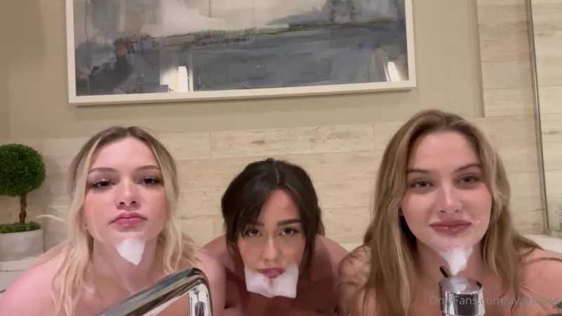 Ava Reyes Naked Bathtub Threesome Video Leaked