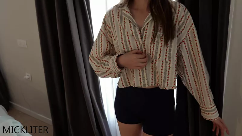 Amateur Teen Takes Her First Anal Plunge in Steamy Video