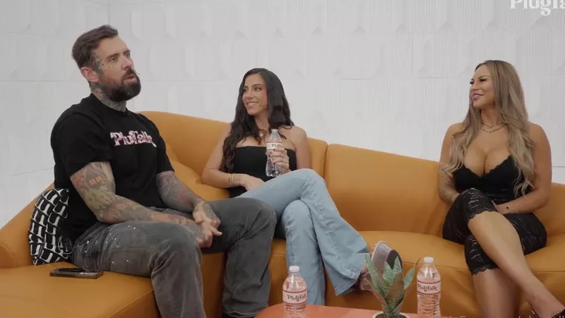 Essie Gotback And Lena The Plug Get Wet And Wild In Steamy Threesome Fuck Video
