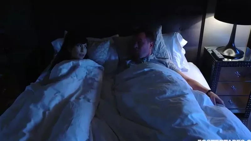 Padrasto e Madrasta enjoy hardcore family foursome fuckfest video
