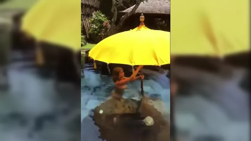 Sara Underwood Naked Teases in Leaked Photoshoot Porn Video