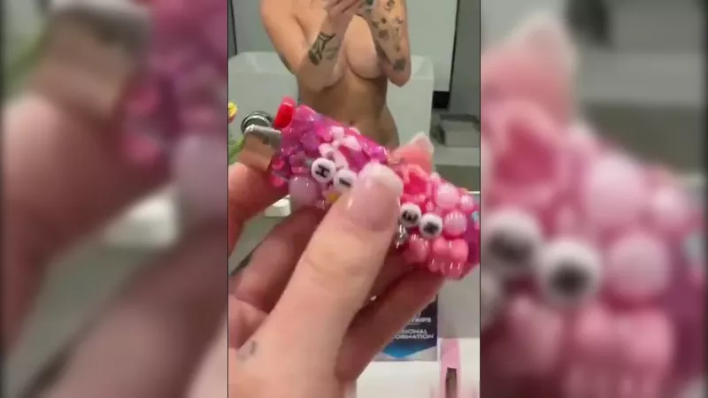 Arikytsya Teases In Pink Lingerie As She Gets Naked For Leaked PPV Video