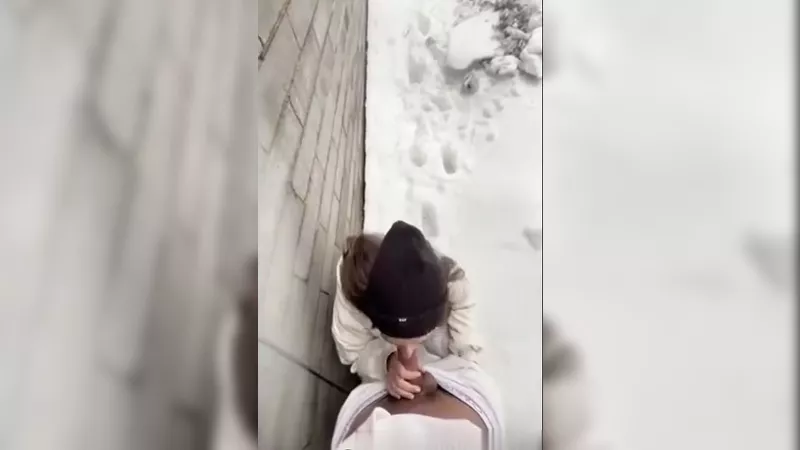 Tameeka's Secret Snowy Outdoor Blowjob Sextape Video Leaks