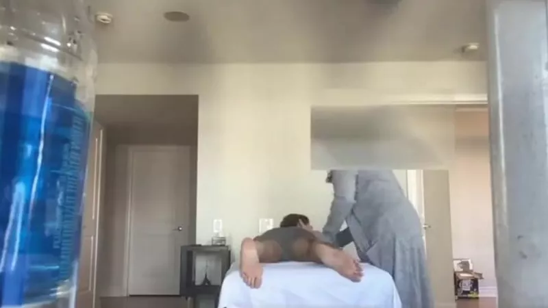 Sinfuldeeds Ebony Masseuse First Session Exposed in Leaked Sex Tape