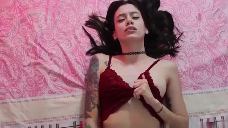 Minami Gets Naughty Solo in This Steamy Leaked POV Masturbation Video