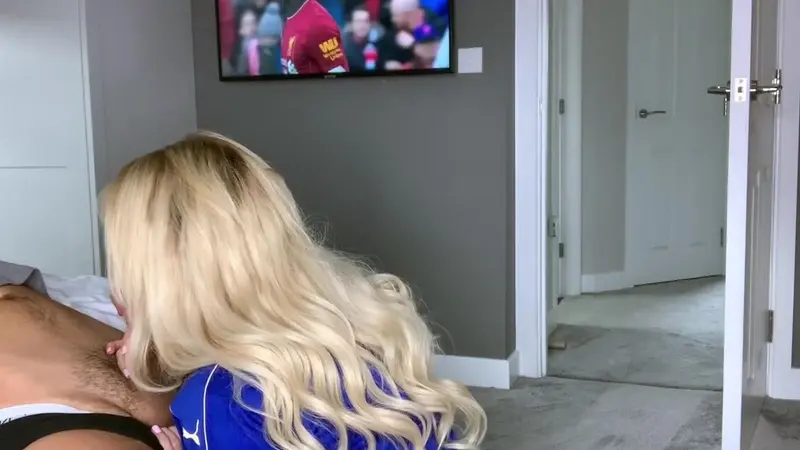 Amber Jade Fucks Her Boyfriend During The Game