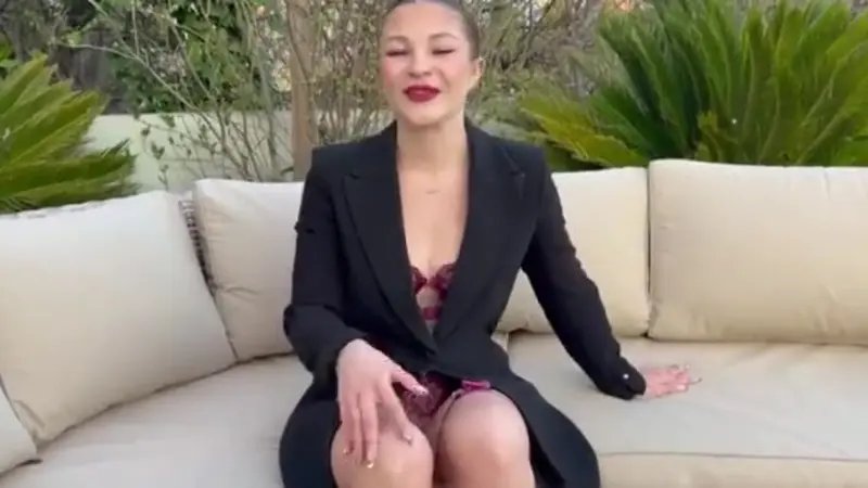 Steffy Teases In Exclusive Jacquie Et Michel Leaked Scene