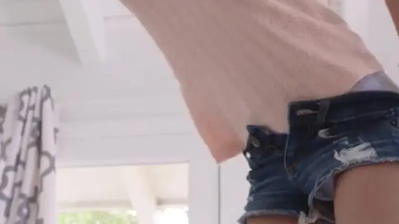 Brazilian Amateur Sister Rides Brother’s Cock While He Sleeps