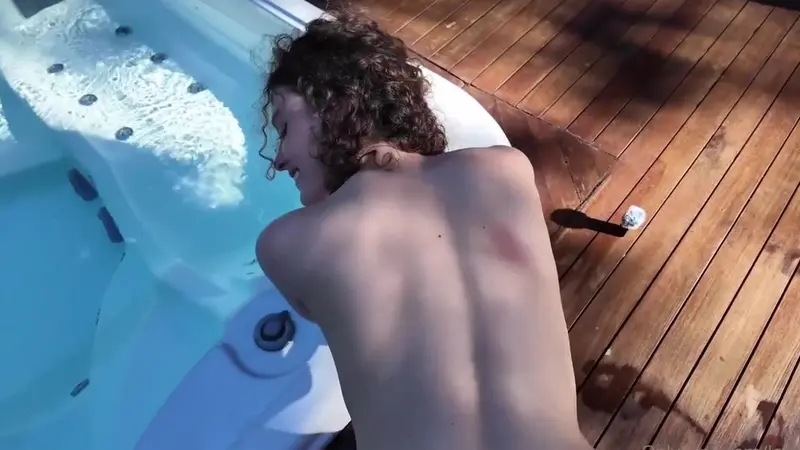 Lilah Luxe Gets Ravished By A Friend In The Hot Tub