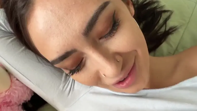 Lily Jordan Seduces A Stranger While Her Boyfriend Sleeps