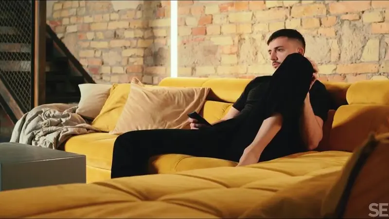 Leya Desantis Enjoys Sensual Solo Play In Elegant Setting